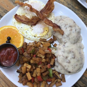 The Tipsy Oak - Biscuits & gravy with eggs to order and potatoes - Gastropubs Near Me - Arlington, Texas The Tipsy Oak - Biscuits & gravy with eggs to order and potatoes - Gastropubs Near Me - Arlington, Texas