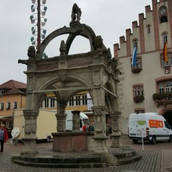 Renaissance-Marktbrunnen
