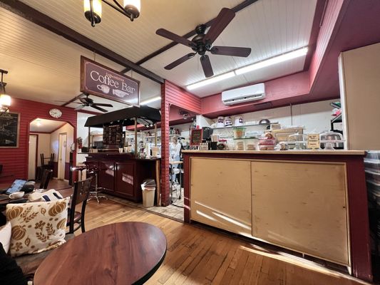 Kaffee Meister - Lakeside Coffee Bar & Drive-Thru by null