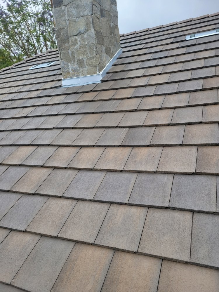 Slide of Femat Roofing