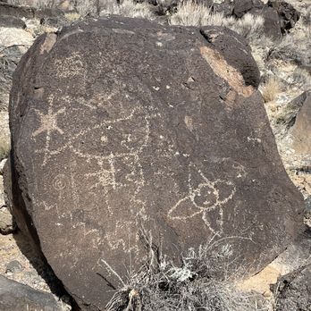 Petroglyph National Monument - Petroglyphs - Landmarks & Historical Buildings Near Me - Albuquerque, New Mexico