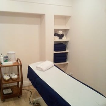 Body Essential - Hair Salons Near Me - London, XGL