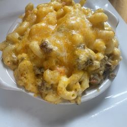 Cheeseburger Mac and Cheese bake