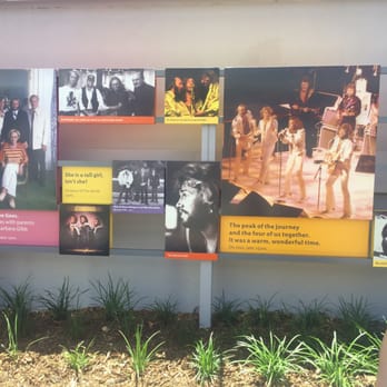 Bee Gees Way - Travel Services Near Me - Redcliffe, QLD