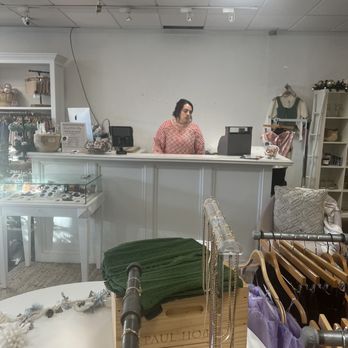 Savvy - Women's Clothing Near Me - Norman, Oklahoma Savvy - Women's Clothing Near Me - Norman, Oklahoma