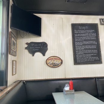 Willy's Kitchen - Cute wall decor - American Near Me - Glen Burnie, Maryland Willy's Kitchen - Cute wall decor - American Near Me - Glen Burnie, Maryland