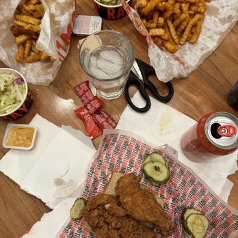 Howlin' Ray's - chicken tenders, fries, coleslaw, pickles, and chikfila sauce - Southern Near Me - Pasadena, California Howlin' Ray's - chicken tenders, fries, coleslaw, pickles, and chikfila sauce - Southern Near Me - Pasadena, California