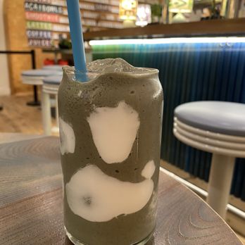 Life Alive Organic Cafe Back Bay - Blue breeze dirty - Juice Bars & Smoothies Near Me - Boston, Massachusetts Life Alive Organic Cafe Back Bay - Blue breeze dirty - Juice Bars & Smoothies Near Me - Boston, Massachusetts