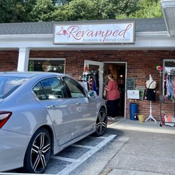 Revamped Fashions & Homes Goods - Exterior
