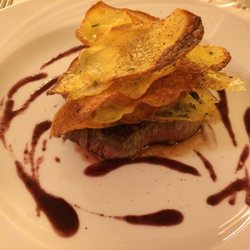 I Piceni - Rinderfilet mit reduzierter Rotweinsoße