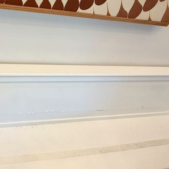 Lanzetti Custom Upholstery - Uneven Velcro on banquet - Furniture Reupholstery Near Me - Pasadena, California