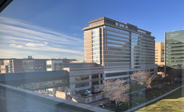 Cleveland Clinic - Crile Building by null