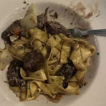 Di Farina Pasta - Short Rib Pappardelle - Italian Near Me - Pompano Beach, Florida Di Farina Pasta - Short Rib Pappardelle - Italian Near Me - Pompano Beach, Florida