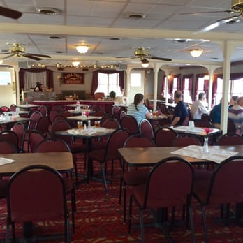 Mark Twain Riverboat - Boating Near Me - Hannibal, Missouri