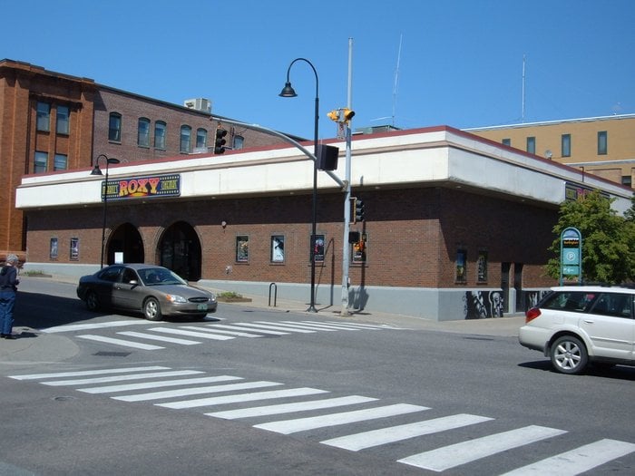 MERRILL’S ROXY CINEMA 19 Reviews Cinema 222 College St