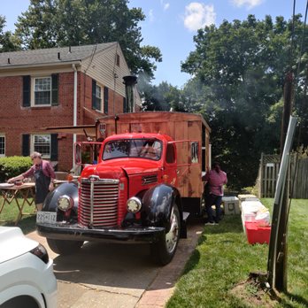 Tomato Flyer Pizza - Caterers Near Me - Rockville, Maryland Tomato Flyer Pizza - Caterers Near Me - Rockville, Maryland