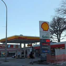 Shell - Gas station