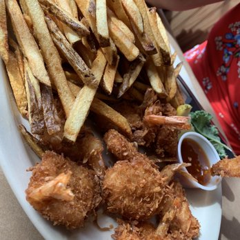Pinchers - Seafood Near Me - Marco Island, Florida