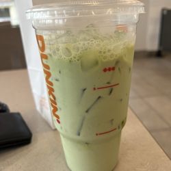 Dunkin' - Iced matcha latte extra empty room