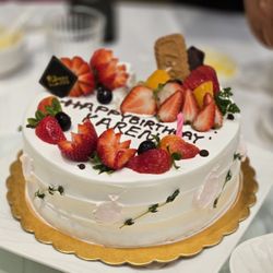 Janice Cake Shop - Nicely decorated