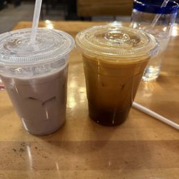 Taro coconut tea and Thai tea Taro coconut tea and Thai tea