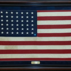 Virtual Framing - Vintage American Flag.