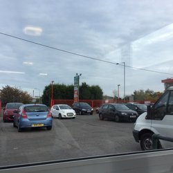 Pit Stop Take Away - Always busy on Sundays