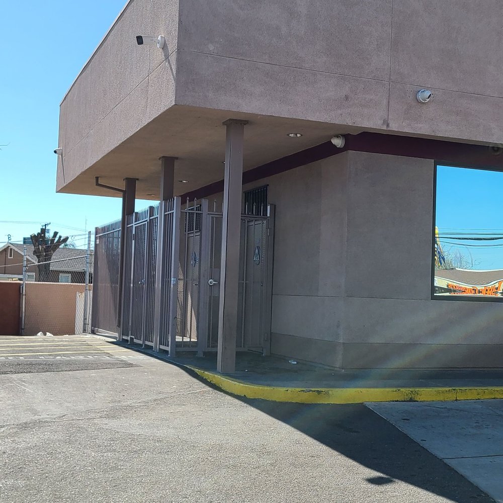 Chevron - Key needed for restrooms on side of building - Gas Stations Near Me - Stockton, California Chevron - Key needed for restrooms on side of building - Gas Stations Near Me - Stockton, California