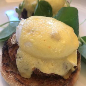 Provisional Kitchen - Crab cake eggs Benedict - Breakfast & Brunch Near Me - San Diego, California Provisional Kitchen - Crab cake eggs Benedict - Breakfast & Brunch Near Me - San Diego, California