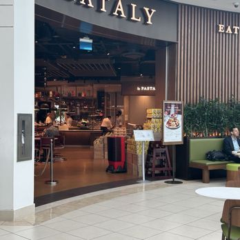 Eataly Aventura - Mall entrance - Grocery Near Me - Aventura, Florida