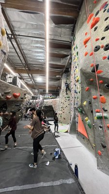 Hangar 18 South Bay by null