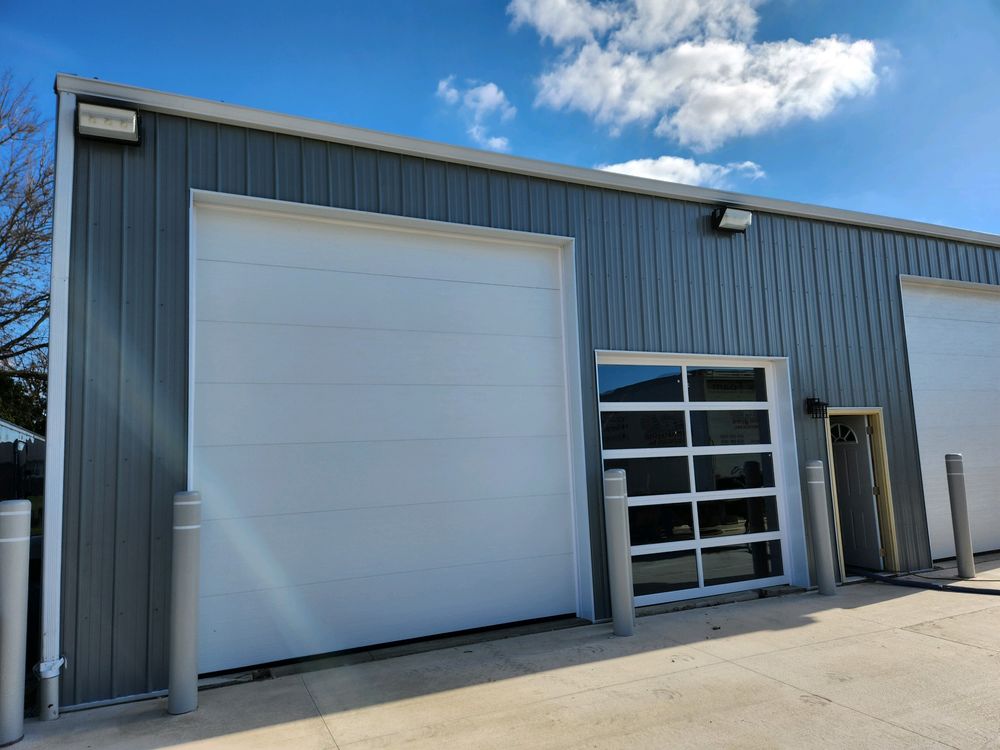 Greg's Garage Door Service of Central Illinois - Garage Door Contractor in Pekin, IL