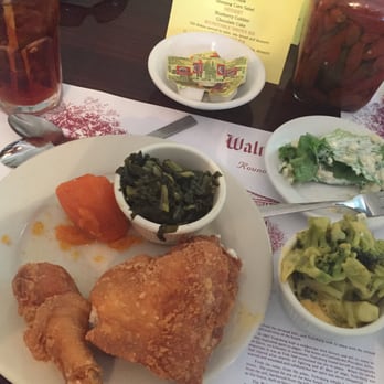 Walnut Hills - Fried Chick (mixed), must gens, broccoli au gratin, candied yams, Shoepeg corn salad & Cole Slaw - Southern Near Me - Vicksburg, Mississippi Walnut Hills - Fried Chick (mixed), must gens, broccoli au gratin, candied yams, Shoepeg corn salad & Cole Slaw - Southern Near Me - Vicksburg, Mississippi