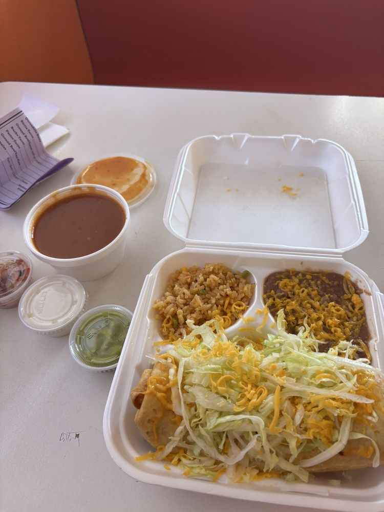 Los Mendoza's Taco Shop