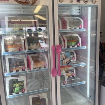 Baskin-Robbins - Ice Cream & Frozen Yogurt Near Me - Huntington Beach, California Baskin-Robbins - Ice Cream & Frozen Yogurt Near Me - Huntington Beach, California