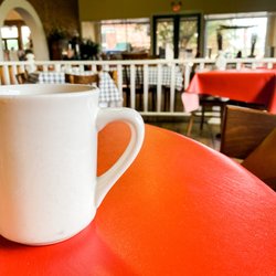 McIntosh Coffee Shop - Dark, warm, and free refils!
