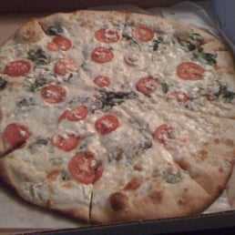 White Mediterranean Pizza $25.50 w/ tax, bland and runny toppings