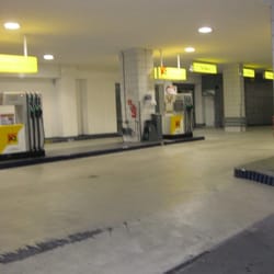 I Q Tankstelle