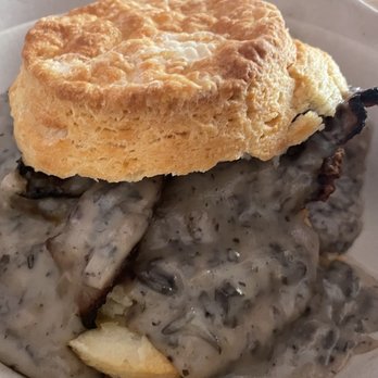 Denver Biscuit Co. - Broadway - The Franklin - Breakfast & Brunch Near Me - Denver, Colorado