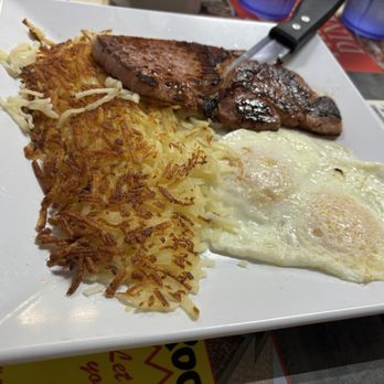 Mom's Family Diner - Diners Near Me - Tulsa, Oklahoma