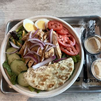 Showmars - Grilled chicken on chef salad - Burgers Near Me - Winston-Salem, North Carolina Showmars - Grilled chicken on chef salad - Burgers Near Me - Winston-Salem, North Carolina