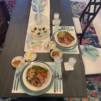 Cedar Knoll - Cedar Knoll Easter dinner to-go during COVID-19 lockdown - New American Near Me - Alexandria, Virginia