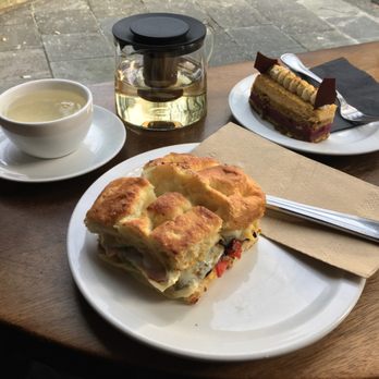 Ciclo - Focaccia Vegetariano, Pistachio Raspberry Cake, Gunpowder Green Tea - Coffee & Tea Near Me - Vancouver, British Columbia