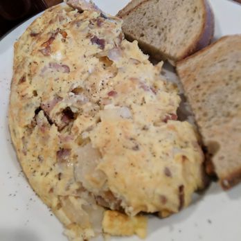 Town diner - BYO Omelet - Diners Near Me - East Windsor, New Jersey