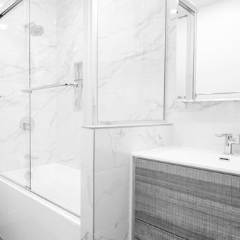 Outline General Contractors - a bathroom with a shower, sink, and toilet - General Contractors Near Me - El Cerrito, California Outline General Contractors - a bathroom with a shower, sink, and toilet - General Contractors Near Me - El Cerrito, California