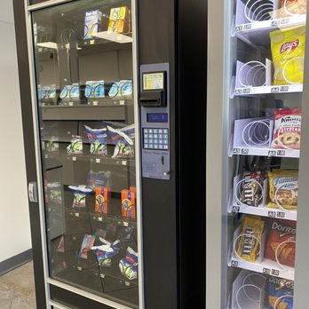 Cypress Coin Laundry - Snacks - Laundromat Near Me - Cypress, California