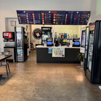 Friday's - Counter, fountain soda, menu board - Chicken Wings Near Me - Kent, Washington Friday's - Counter, fountain soda, menu board - Chicken Wings Near Me - Kent, Washington