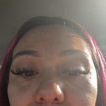 Royal Lashes - What I got after specifically asking that I don't get this set - Eyelash Service Near Me - Garden Grove, California