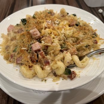 Muckleshoot Restaurant - Ham & Mac n' Cheese - Breakfast & Brunch Near Me - Auburn, Washington Muckleshoot Restaurant - Ham & Mac n' Cheese - Breakfast & Brunch Near Me - Auburn, Washington
