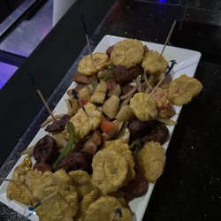 Casa Blanca Restaurant and Bar - Appetizer snacks